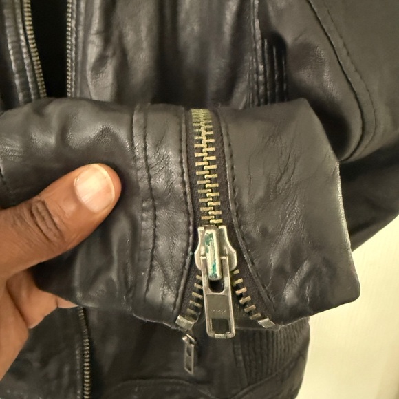 Vintage H&M leather Moto jacket. Slim fit. - Picture 3 of 4